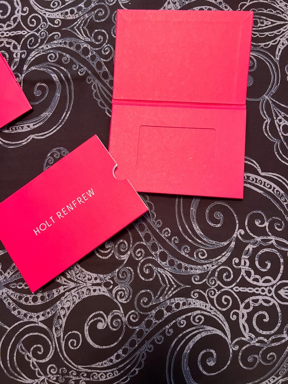 HOLT RENFREW packaging - Picture 3 of 4